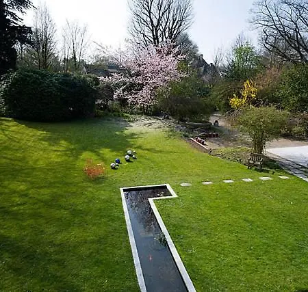 Le Jardin D'alix Bed & Breakfast *